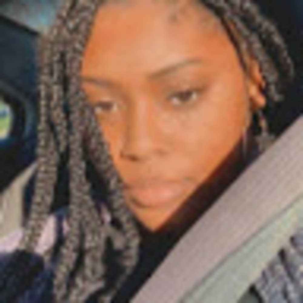 Meet your Posher, D'mya